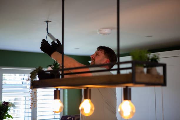 Best Licensed Electrician  in Bell Nyon, CA